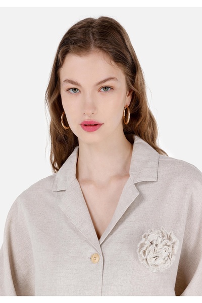 Colin's Regular Fit V Yaka Düz Kadın Bej Uzun Kol Gömlek