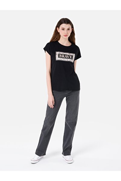 Colin's Κοντομάνικο γυναικείο μπλουζάκι με κανονικό κόψιμο με λαιμόκοψη μαύρο Cl 1067935