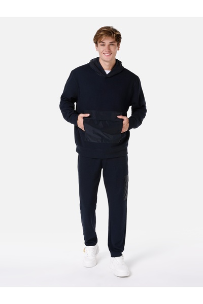 Colin's Regular Fit Men's Navy Blue Sweatshirt