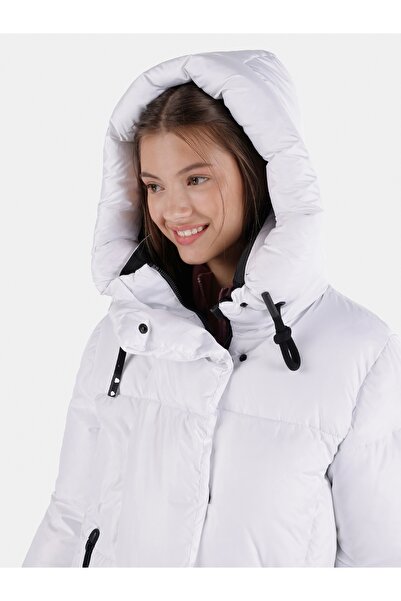 Colin's Regular Fit Kapüşonlu Fermuarlı Astarlı Kadın Beyaz Kaban