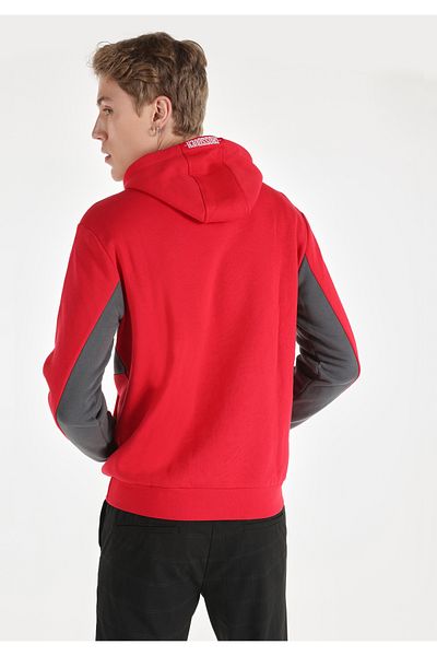 Colin's Regular Fit Men's Red Sweatshirt