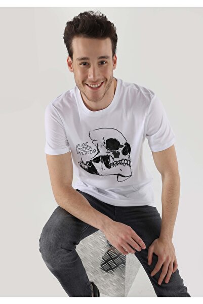 Colin's Regular Fit Yuvarlak Yaka Erkek Beyaz Kısa Kol Tişört