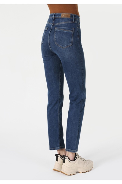 Colin's Slim Fit Mid Waist Straight Leg Women's Denim Jean Pants