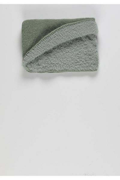 Colin's Women's Green Scarf