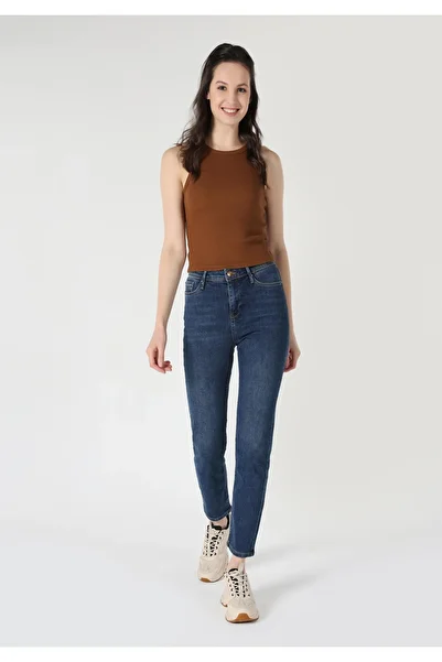 Colin's Slim Fit Mid Waist Straight Leg Women's Denim Jean Pants