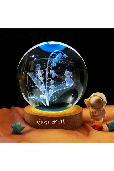 keyfim shop Kişiye Özel Işıklı Ahşap Kaideli Sevimli Kedi Cam Küre 8cm*6cm
