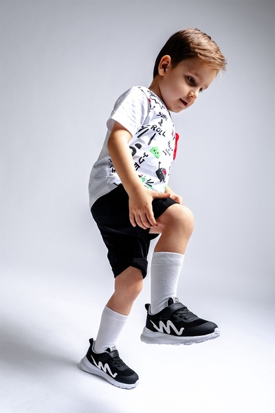 mnpc Boy's Black Sports Shoes