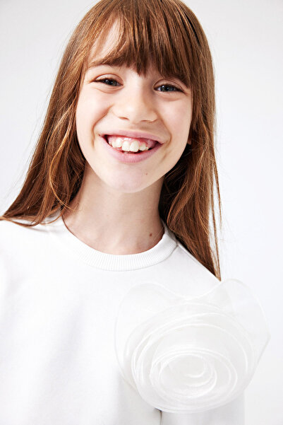 Le Mabelle Ekru  Gül Aksesuarlı Kız Çocuk Sweatshirt - Elisa