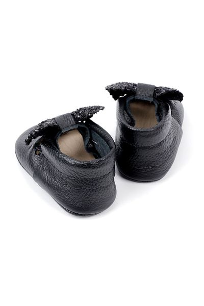 Le Mabelle Black Sequined Bow Leather Baby Girl Moccasin
