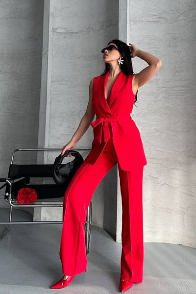 spirituel Women's Double Bottom Top Set Stylish Belted Pocket Detailed Vest Pants Set