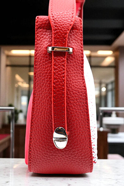 HFKY Women's Red Reversible Stone Hand and Shoulder Bag. Ry322