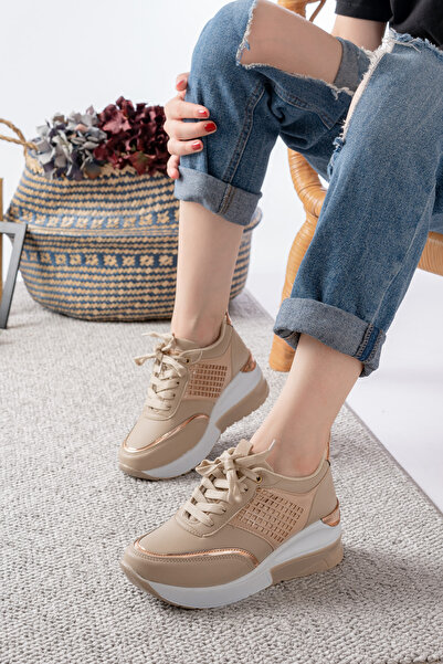 NOVELLAM SHOES حذاء رياضي نسائي بكعب مخفي ونعل عالي من روان