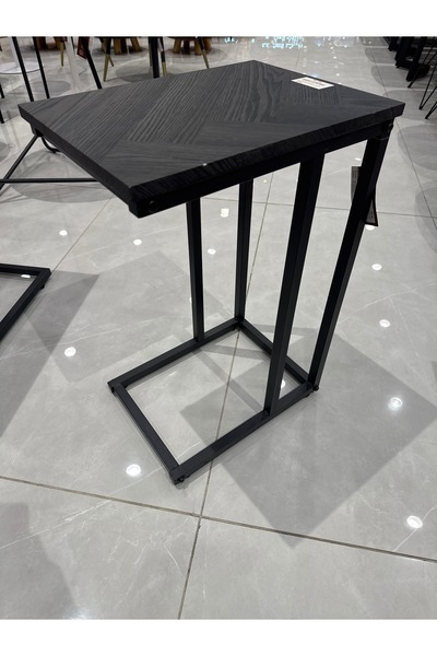 MARIA HOMES Wooden Oval Console Table with Round Shelf – Gold Rim Accent, Black Legs