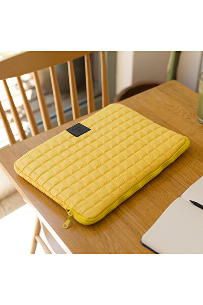 Nome Studio Yellow Puffer Laptop Sleeve 13-14-15 Inch Quilted Water Repellent Fabric Protective Notebook Computer Case