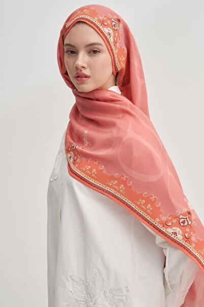 carell Maknesa Mercan Monogram Floş Şal