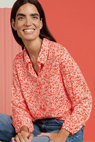 Tchibo قميص نسائي مطبوع بالكامل بأكمام طويلة وياقة واسعة، لون برتقالي