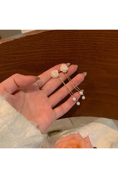 lesuvera Çelik Sallantılı Beyaz Gül İncili Küpe