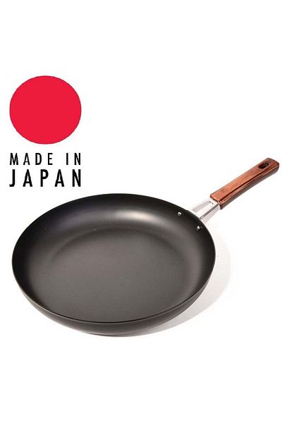 JapanBargain Japan Bargain Non-stick Cast Iron Frying Pan with Handle Made in Japan size 28cm