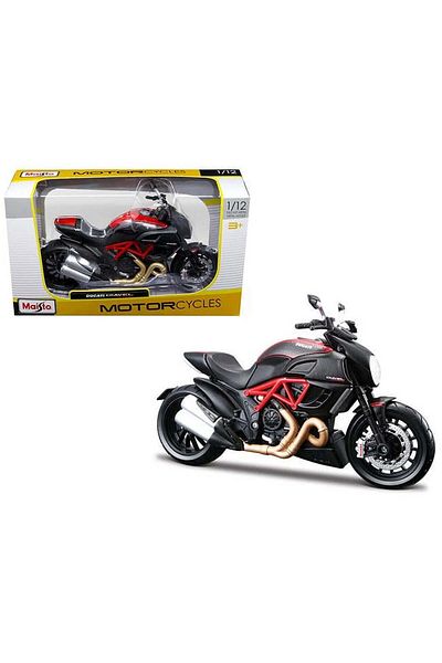 Maisto Motorcycle Ducati Diavel Carbon - 1/12
