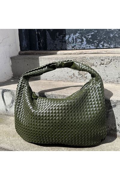 DMG Collection Knitted Pattern Women's Shoulder and Arm Bag