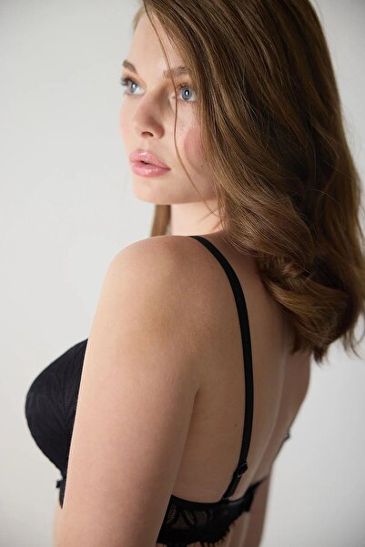 Magic Form 2671 Women's Extra Padded Lace Bra-Black