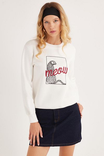 Tudors Women's Regular Fit Classic Cut 100% Cotton Printed Crew Neck White Sweatshirt