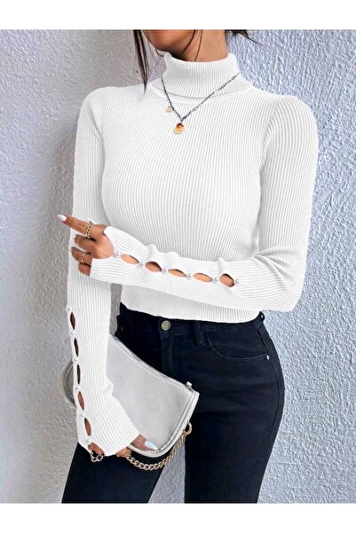 SAYZEN πλεκτό πουλόβερ με λαιμόκοψη με λεπτομέρεια με κολιέ με μαργαριτάρια