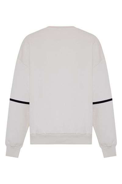 Amia&Co. Ecru Crew Neck Printed Oversize Sweatshirt