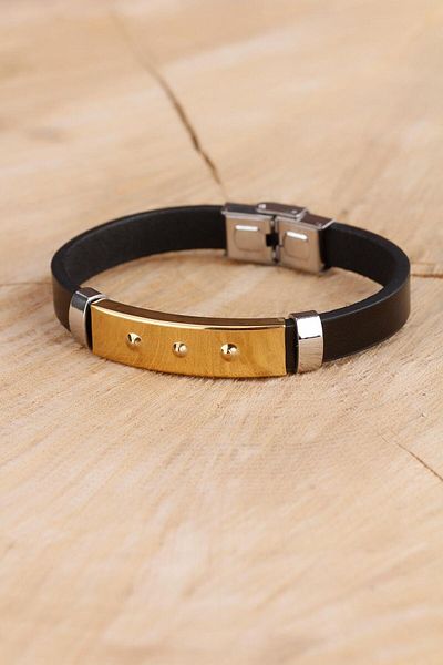 BESKAR Black Silicone Steel Accessory Designed Detailed Men's Bracelet
