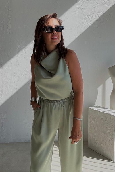 ELVAN TOLON Khaki winkle satin blouse set