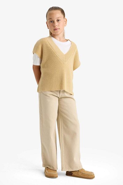 DeFacto Girls Oversize Wide Fit V Neck Knitwear Sweater F2625A825Au
