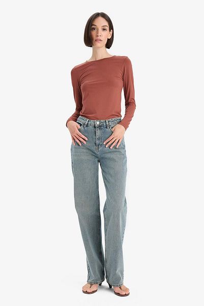 DeFacto Slim Fit Slim Fit Crew Neck Basic Plain Long Sleeve T-Shirt D3756Ax25Au