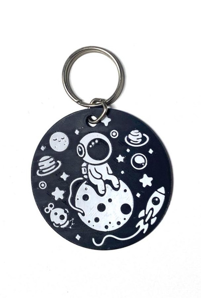 Hediyem Senin İçin سلسلة مفاتيح معدنية بتصميم رائد الفضاء والكوكب |   لطيف ومتين