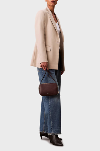 Calvin Klein Logolu Ayarlanabilir Askılı Çanta LV04F3276G33A ÇANTA LV04F3276G 33A