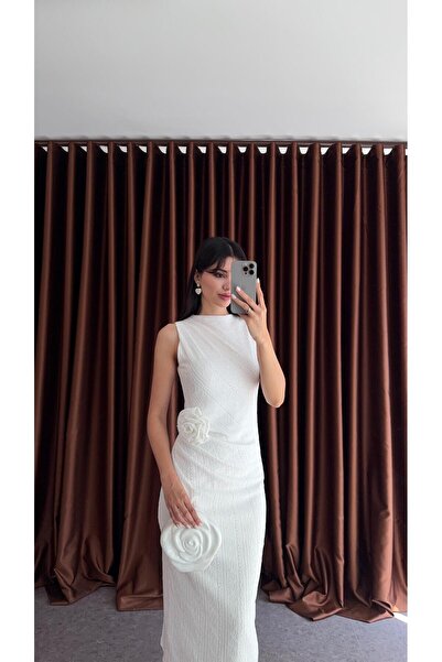 HAZELANNA Seyyar Broşlu Fisto Detaylı Beyaz Elbise