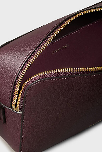Calvin Klein Logolu Ayarlanabilir Askılı Çanta LV04F3276G33A ÇANTA LV04F3276G 33A