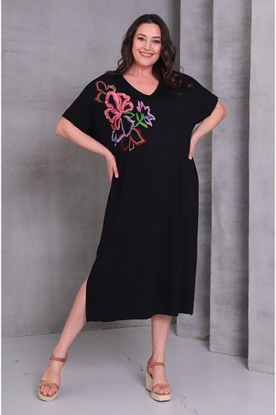 Şans Women's Plus Size Black, Shoulder Flower Embroidery, Relaxed Fit V-Neck Dress 65N39078