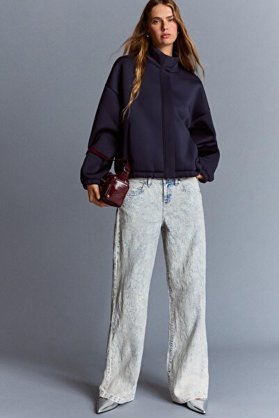 Bershka Jakarlı kumaş baggy fit düşük bel jean