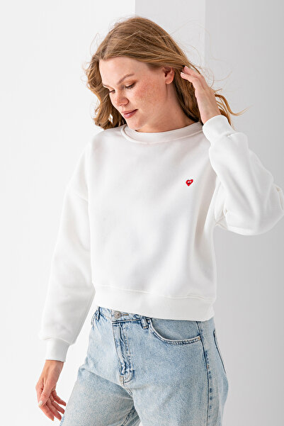 GİYSA Hanorac crop cu 3 fire brodat inimă pentru femei, alb - 2669