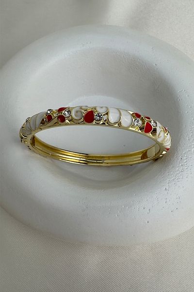 Modex Special Series Enameled Oval Details Stone Handcuff Bracelet (Diameter: 6cm)