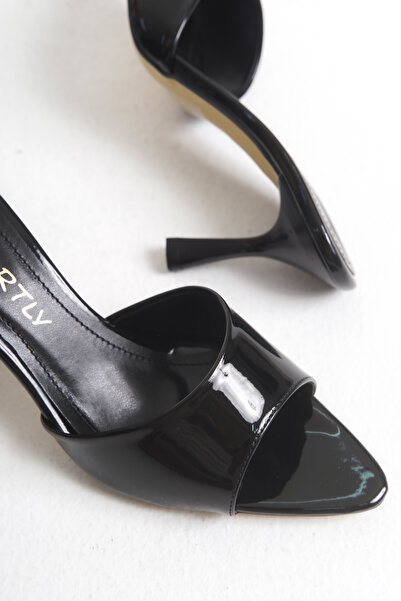 Melacomfort Black Patent Leather Thin Heeled Women's Slippers