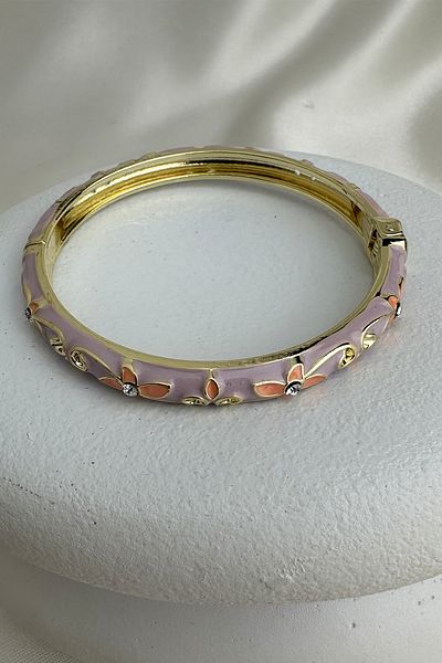 Modex Special Series Enameled Stone Detail Flower Handcuff Bracelet (Diameter: 6cm)