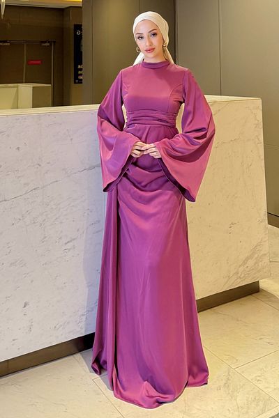 Tesettür Diyarı Women's Arabella Cape Satin Fish Evening Dress-Pink