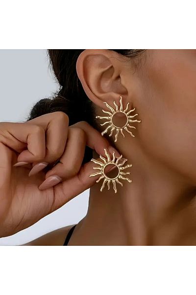 seltuğ 1 Pair of Sun Earrings with Stylish Bohemian Style