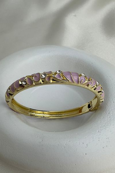 Modex Special Series Enameled Oval Details Stone Handcuff Bracelet (Diameter: 6cm)