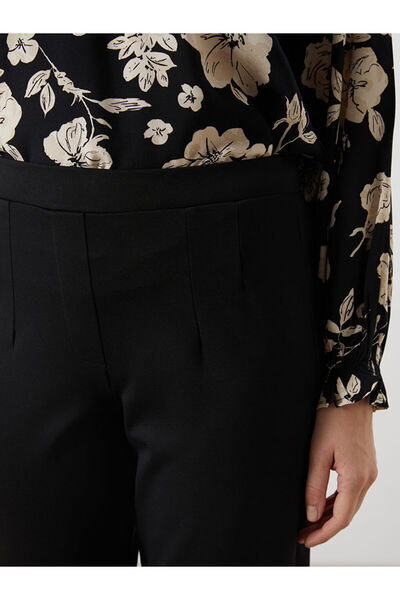 LC Waikiki Siyah Beli Lastikli Havuç Kesim Kadın Pantolon