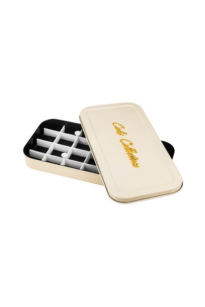 Abareek Al Safa A rectangular basbousa tray, often used for cake or basbousa