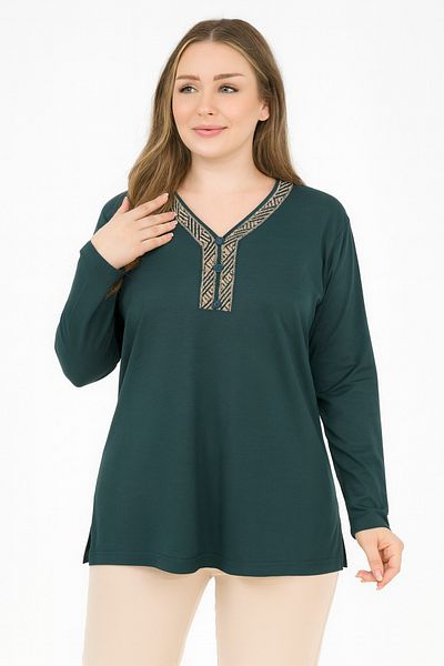 Ravencia Women's Middle Age and Above V-Neck Patterned Slit Emerald Mother Combed Cotton Blouse