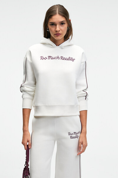 GRIMELANGE Virethia Women's Relaxed White Sweatshirt with Interlayer Print and Embroidery Detail