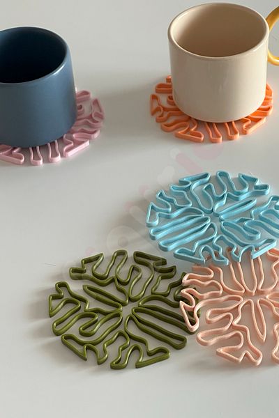figurio 5 Piece Modern Coasters Set / Protect Your Table, Capture Elegance